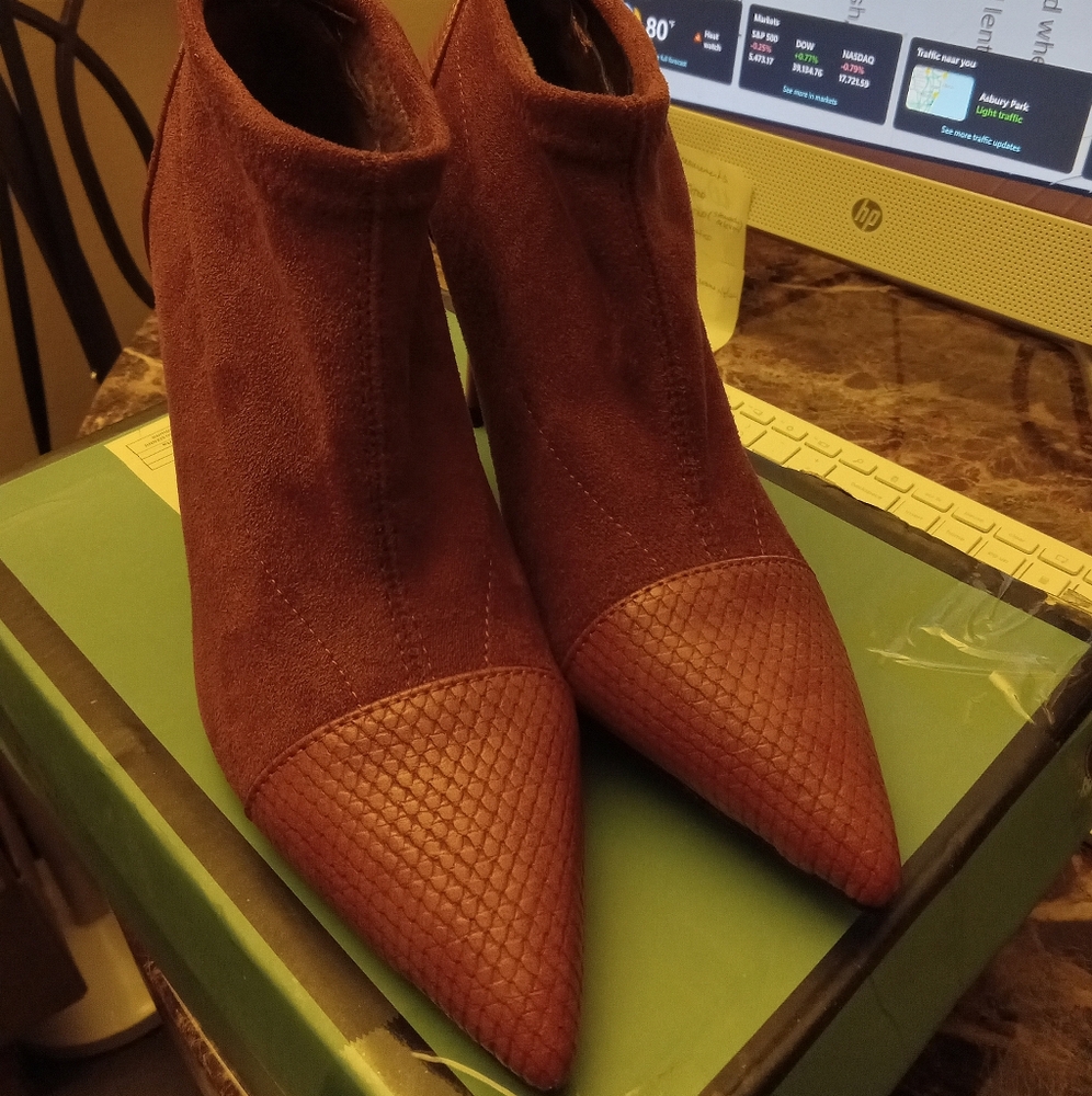 NWT Shein Cognac Faux-Suede Shootie